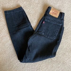 Black Levis jeans vintage style